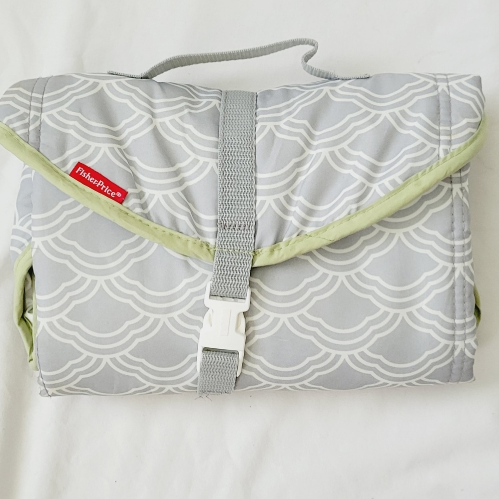 🐢🌼 Fisher Price Diaper changing mat.